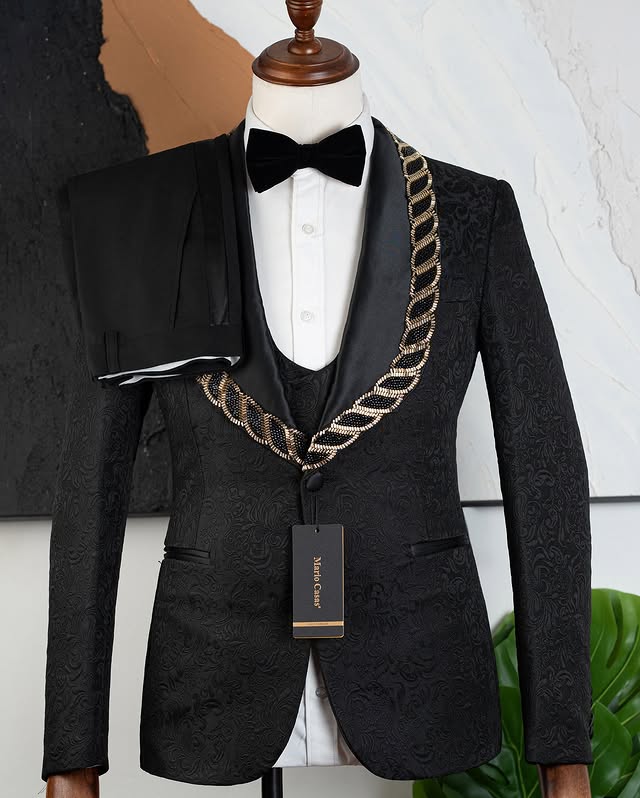 Luxury Beaded Floral Suits for - огляд і ціна Mens Grooming Kit Luxury