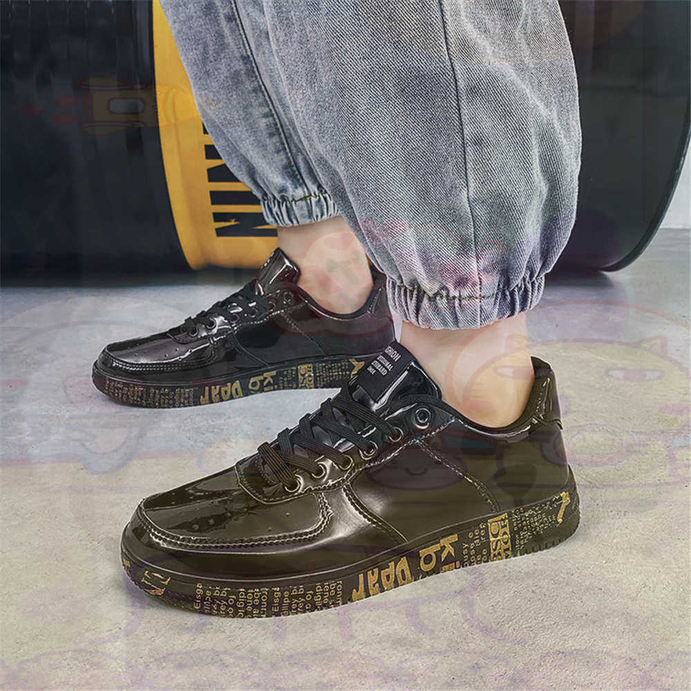 Round Foot Size 45 Sneakers Wh - огляд і ціна Mens Grooming Kit Gift Set